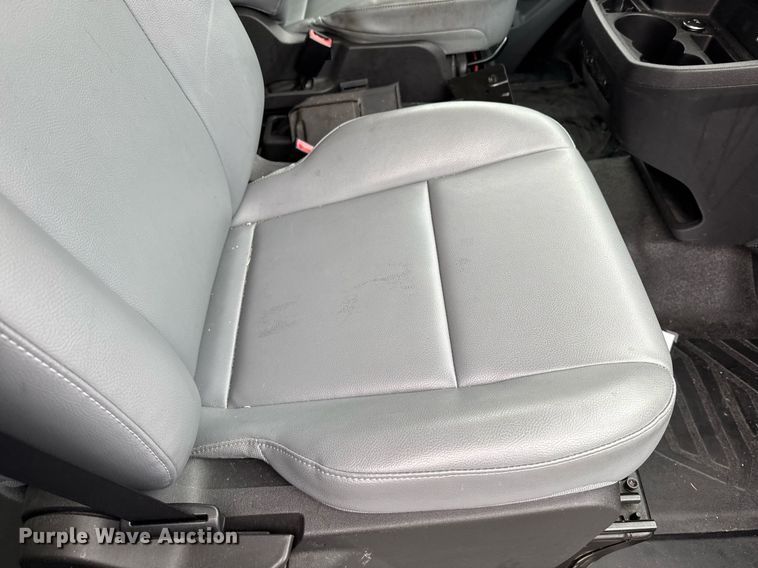 image for item DW1808 2015 Ford Transit 150 van