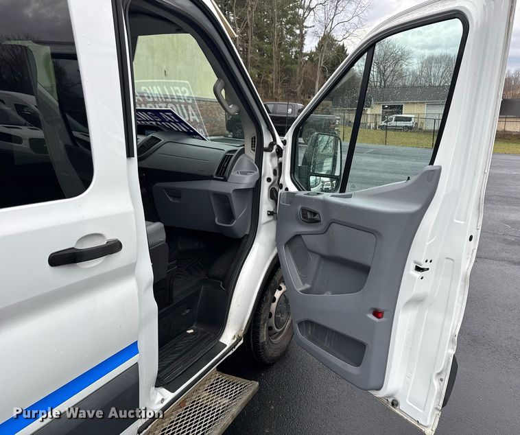 image for item DW1808 2015 Ford Transit 150 van