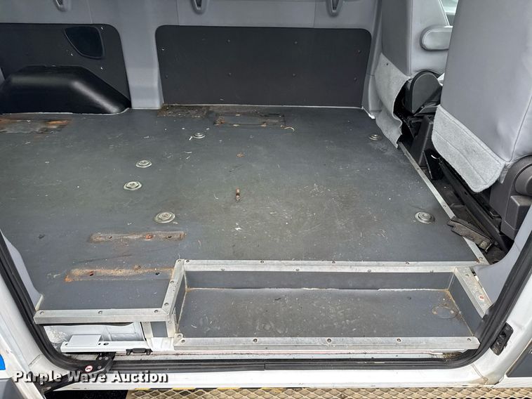 image for item DW1808 2015 Ford Transit 150 van