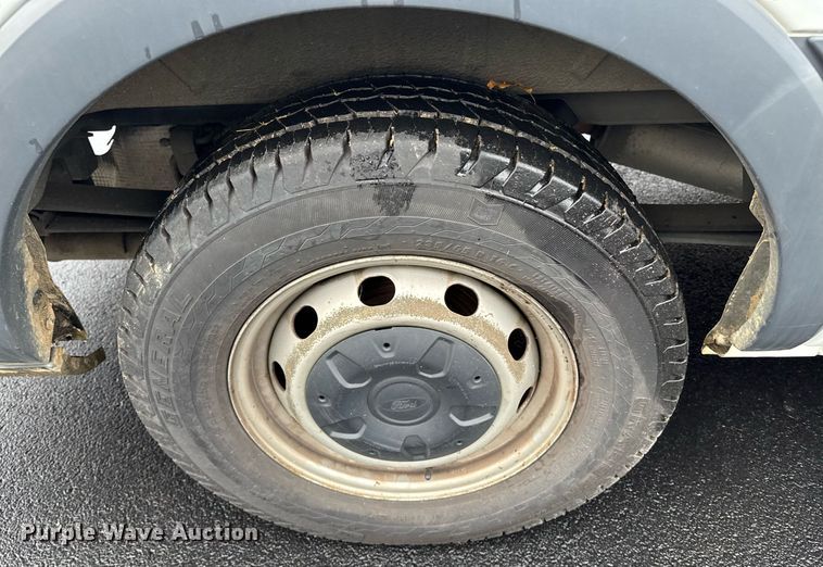 image for item DW1808 2015 Ford Transit 150 van