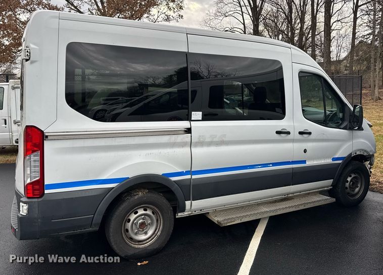image for item DW1809 2015 Ford Transit 150 van
