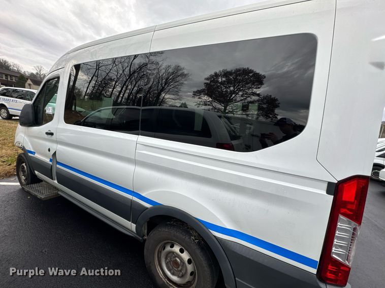 image for item DW1809 2015 Ford Transit 150 van