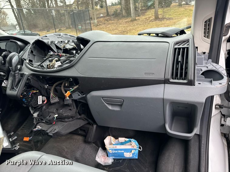 image for item DW1809 2015 Ford Transit 150 van