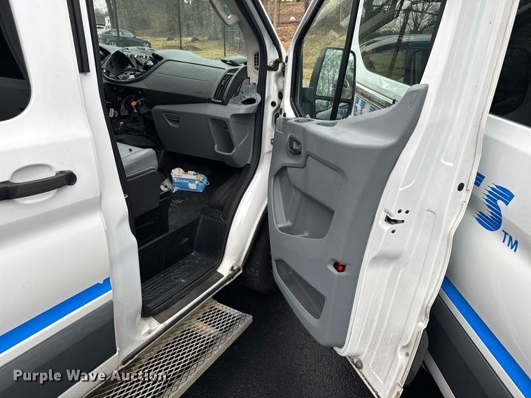image for item DW1809 2015 Ford Transit 150 van