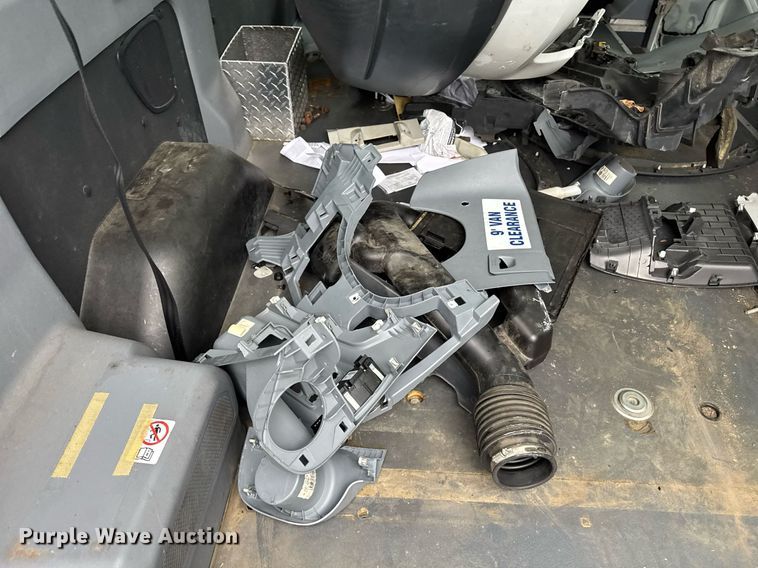 image for item DW1809 2015 Ford Transit 150 van