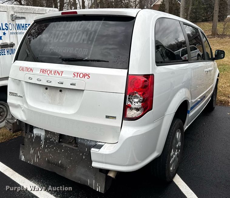 image for item DW1810 2016 Dodge Grand Caravan handicap accessible van