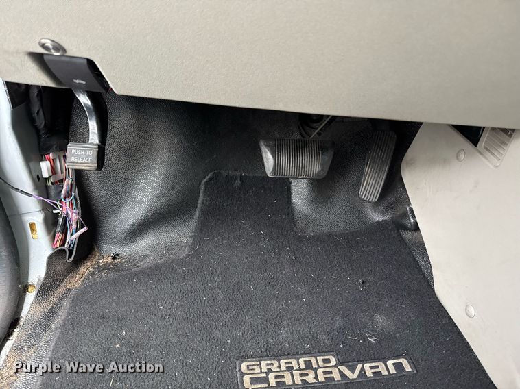 image for item DW1810 2016 Dodge Grand Caravan handicap accessible van