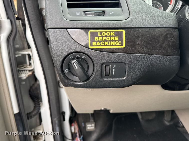 image for item DW1810 2016 Dodge Grand Caravan handicap accessible van