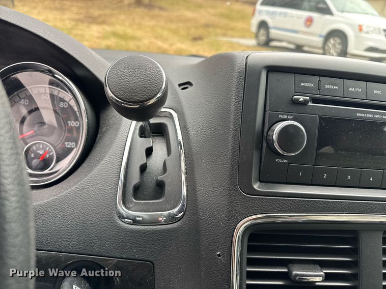 image for item DW1810 2016 Dodge Grand Caravan handicap accessible van