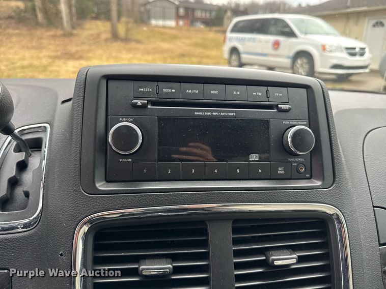 image for item DW1810 2016 Dodge Grand Caravan handicap accessible van