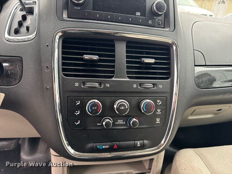 image for item DW1810 2016 Dodge Grand Caravan handicap accessible van