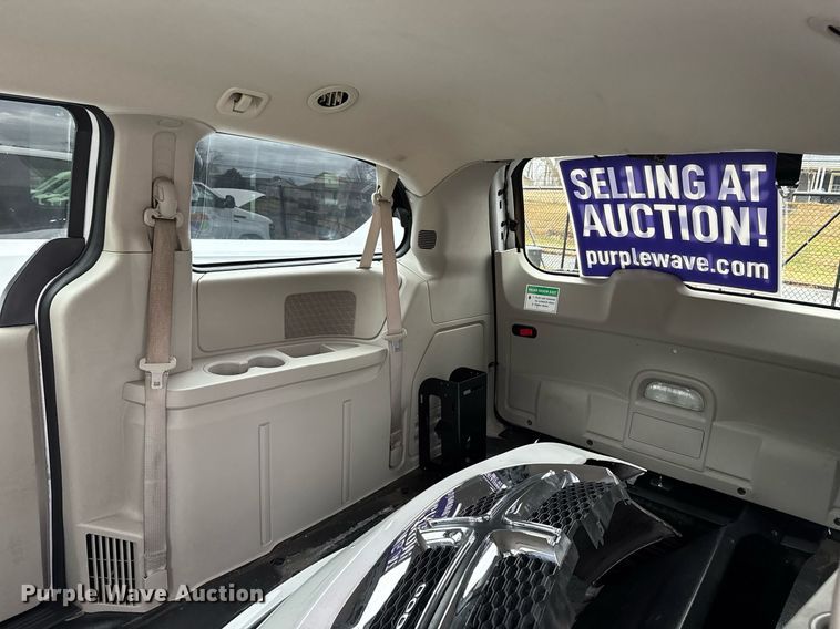 image for item DW1810 2016 Dodge Grand Caravan handicap accessible van