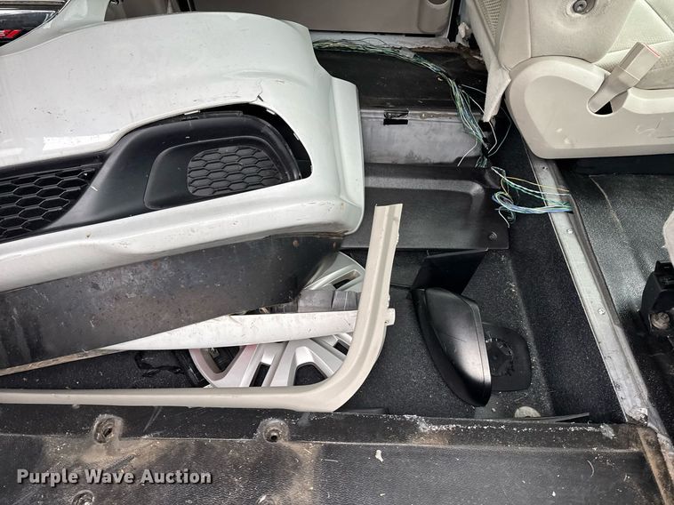 image for item DW1810 2016 Dodge Grand Caravan handicap accessible van