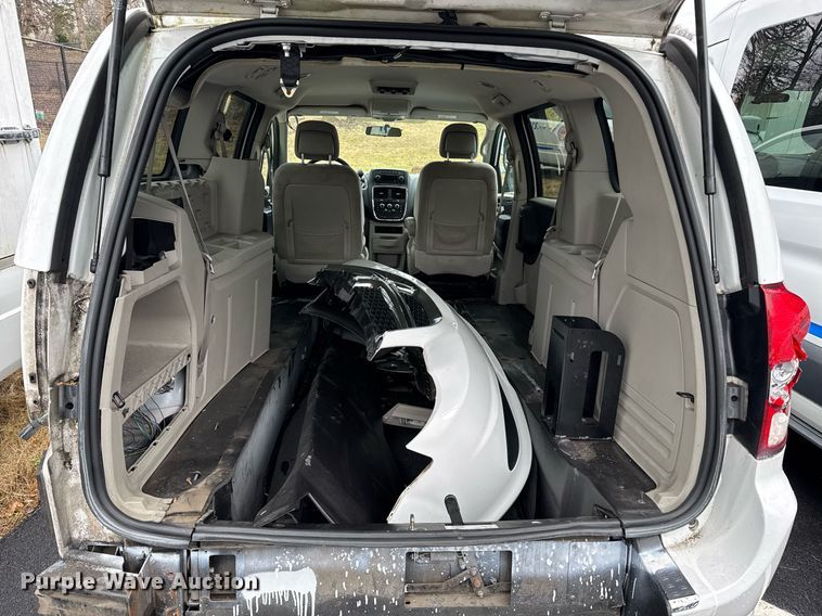 image for item DW1810 2016 Dodge Grand Caravan handicap accessible van