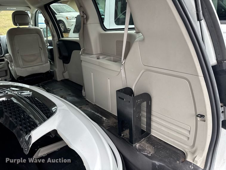 image for item DW1810 2016 Dodge Grand Caravan handicap accessible van