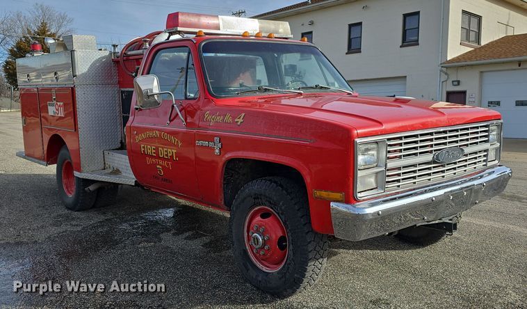 image for item DW3094 1983 Chevrolet Custom Deluxe 30 pumper fire truck