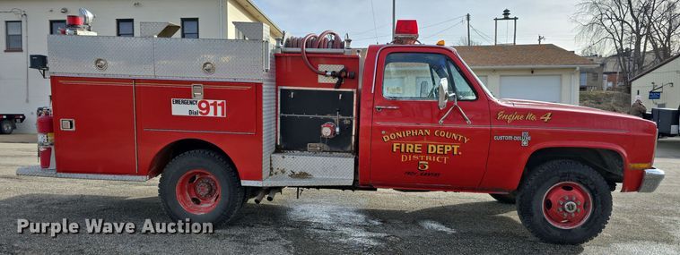 image for item DW3094 1983 Chevrolet Custom Deluxe 30 pumper fire truck