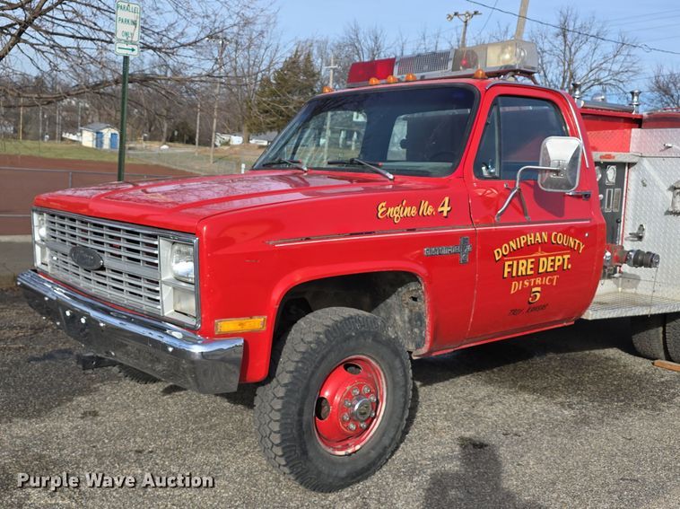 image for item DW3094 1983 Chevrolet Custom Deluxe 30 pumper fire truck