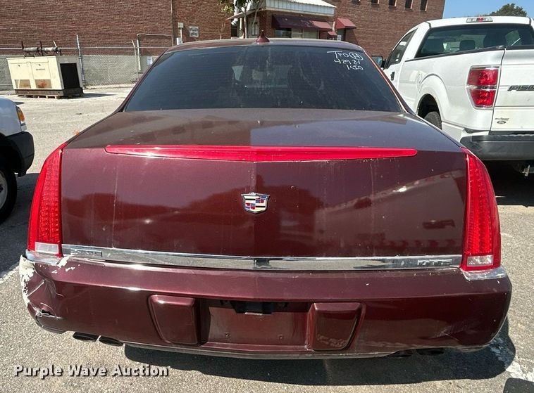 image for item EG0585 2009 Cadillac DTS 