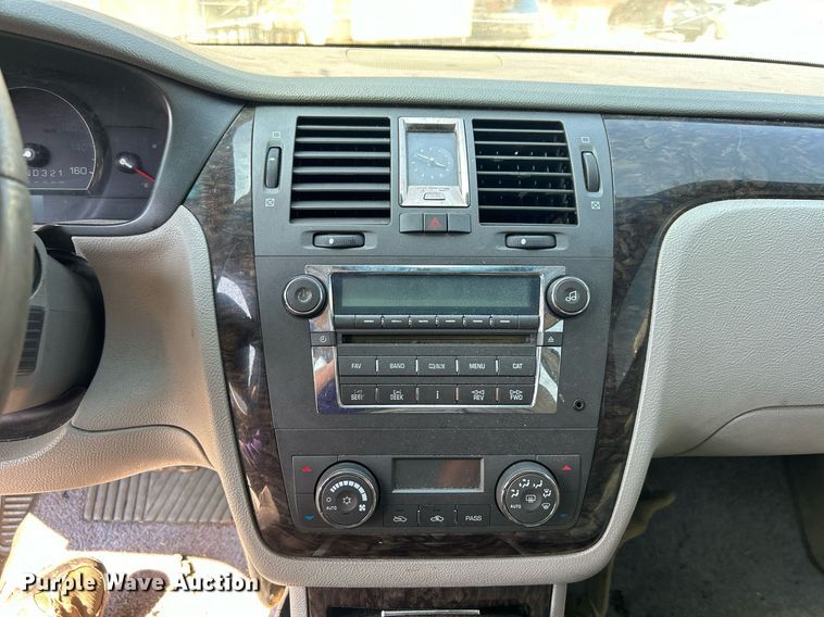 image for item EG0585 2009 Cadillac DTS 