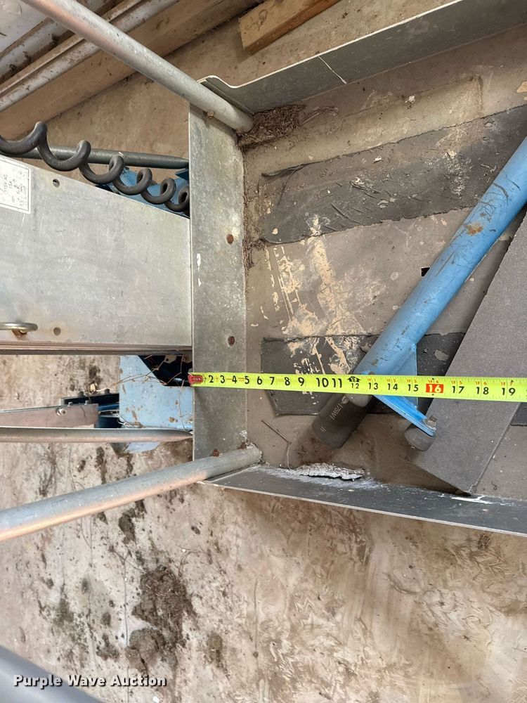 image for item EG8000 2005 Genie AWP-25S vertical lift