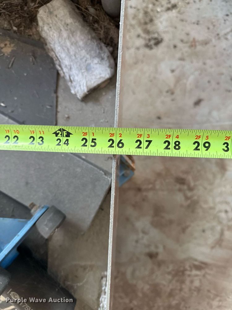 image for item EG8000 2005 Genie AWP-25S vertical lift