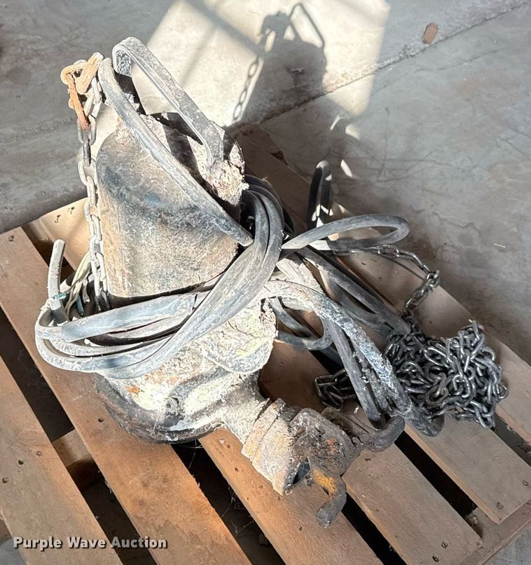 image for item EG8004 (3) trash pumps