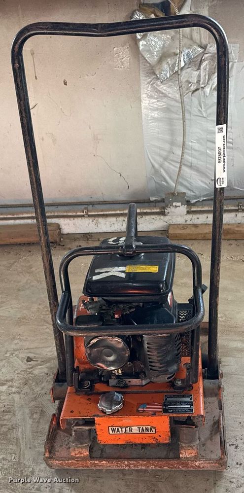 image for item EG8007 MultiQuip plate compactor