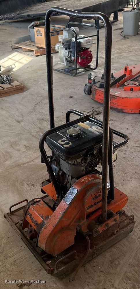 image for item EG8007 MultiQuip plate compactor