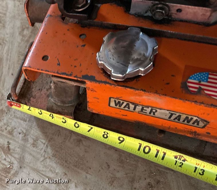 image for item EG8007 MultiQuip plate compactor