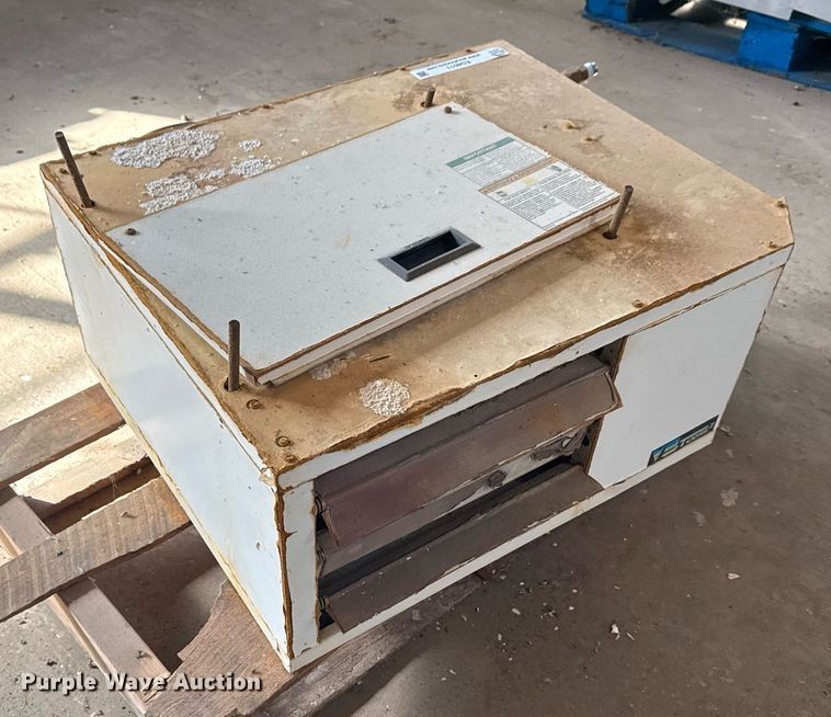 image for item EG8011 2012 Reznor UDAP45-S CNG heater