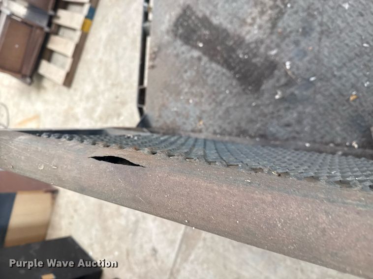 image for item EG8014 Flatbed