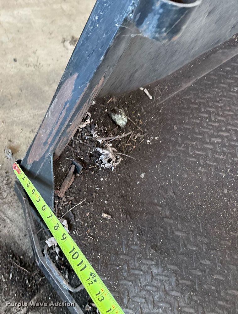 image for item EG8014 Flatbed