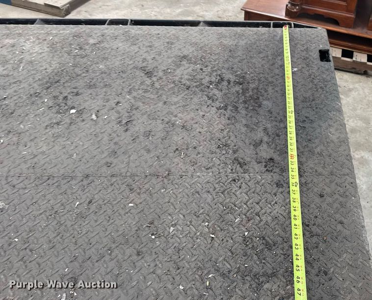 image for item EG8014 Flatbed