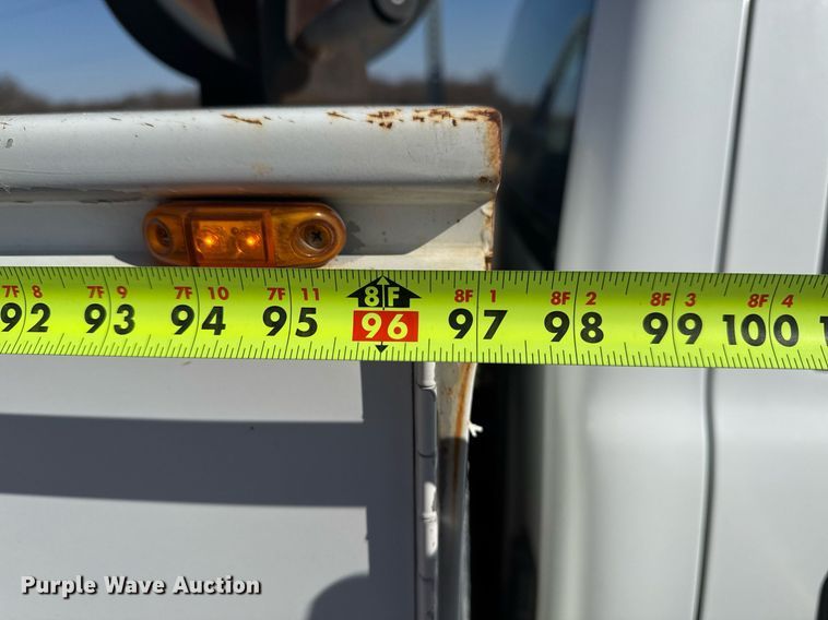 image for item EG8021 2007 Chevrolet Silverado 3500 Crew Cab utility bed pickup truck