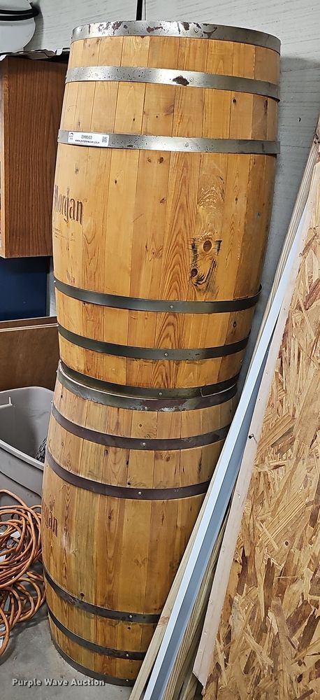 image for item EH8553 (2) wood barrels