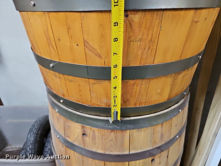 image for item EH8553 (2) wood barrels