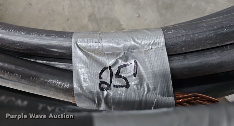 image for item EH8558 (4) rolls of 400 MCM electrical wire