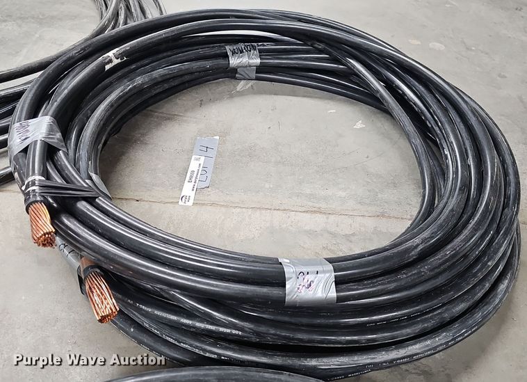 image for item EH8559 (4) rolls of 400 MCM electrical wire