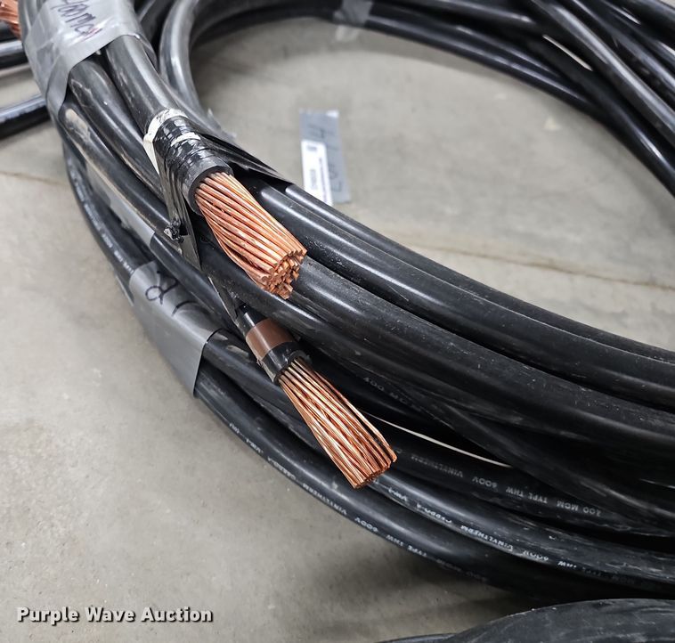 image for item EH8559 (4) rolls of 400 MCM electrical wire