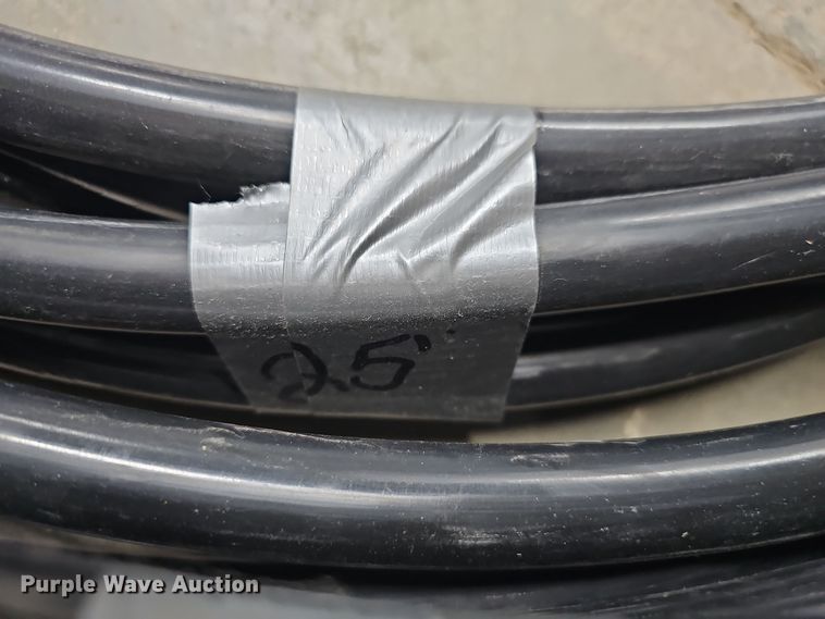 image for item EH8559 (4) rolls of 400 MCM electrical wire