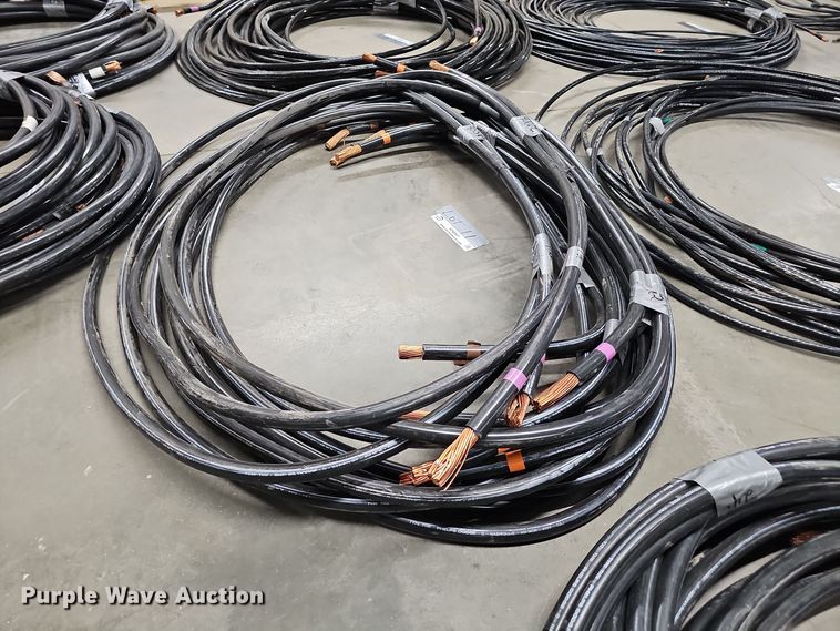 image for item EH8561 (9) rolls of 400 MCM electrical wire