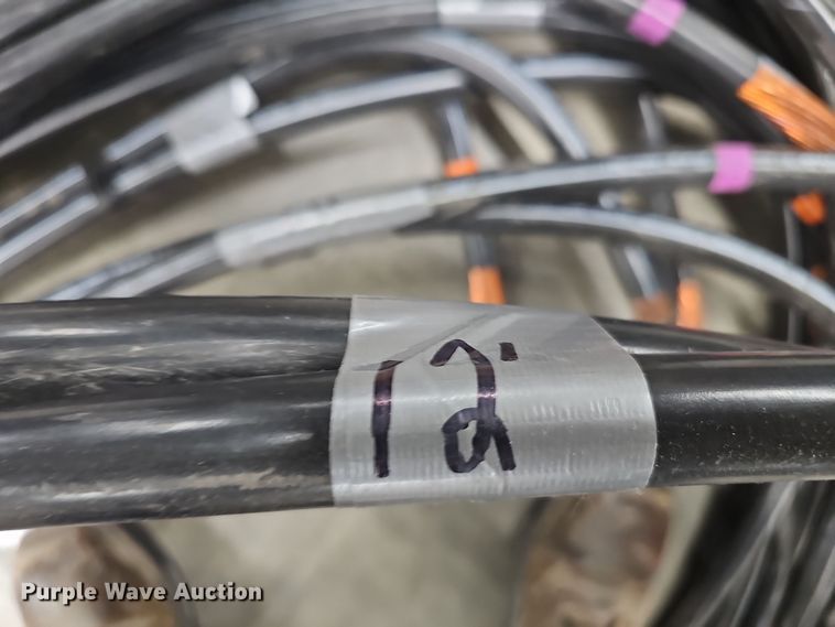 image for item EH8561 (9) rolls of 400 MCM electrical wire