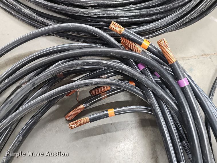 image for item EH8561 (9) rolls of 400 MCM electrical wire