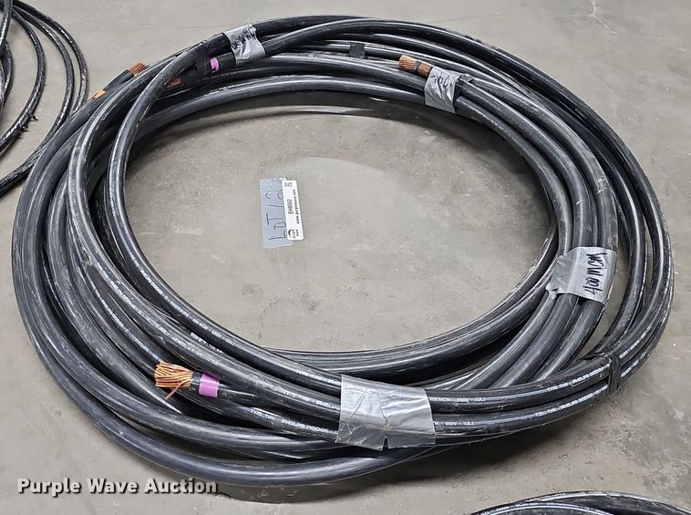 image for item EH8562 (4) rolls of 400 MCM electrical wire