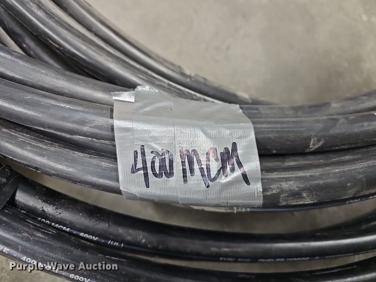 image for item EH8562 (4) rolls of 400 MCM electrical wire