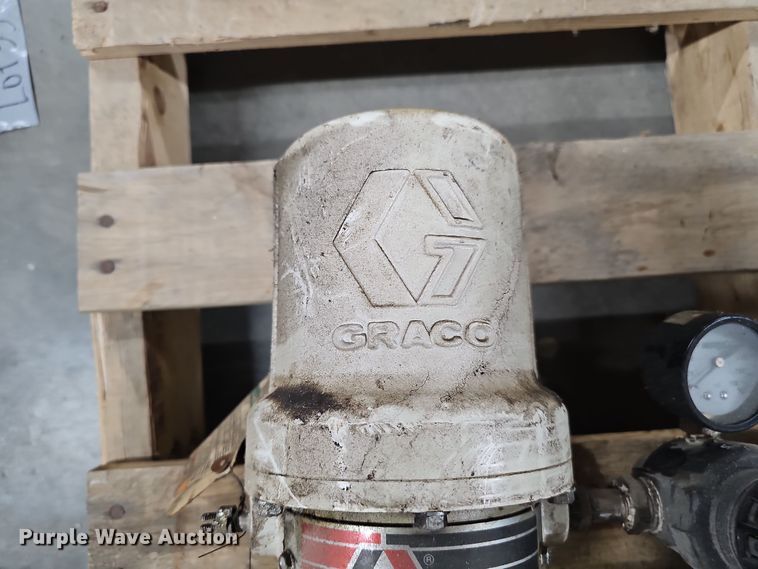 image for item EH8599 (4) Graco Fire Ball pneumatic pumps