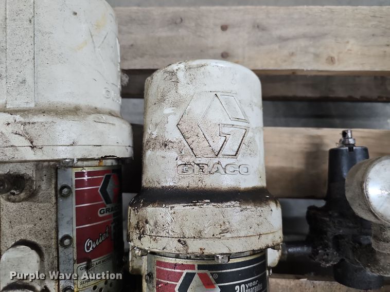 image for item EH8599 (4) Graco Fire Ball pneumatic pumps