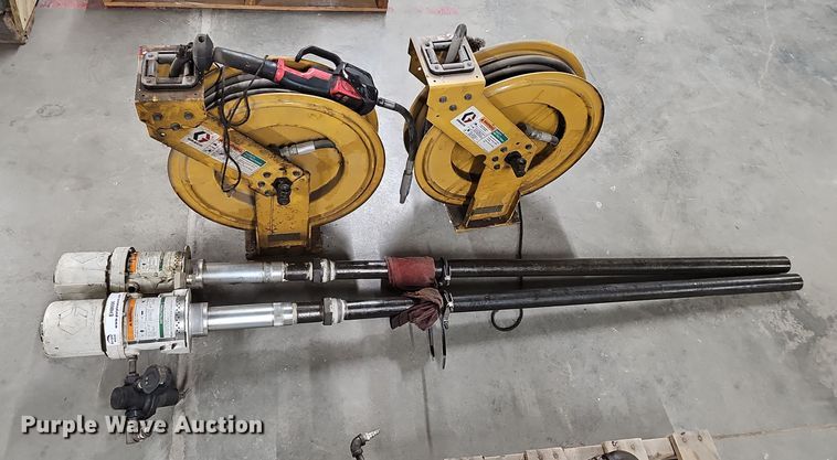 image for item EH8600 (2) Graco pumps