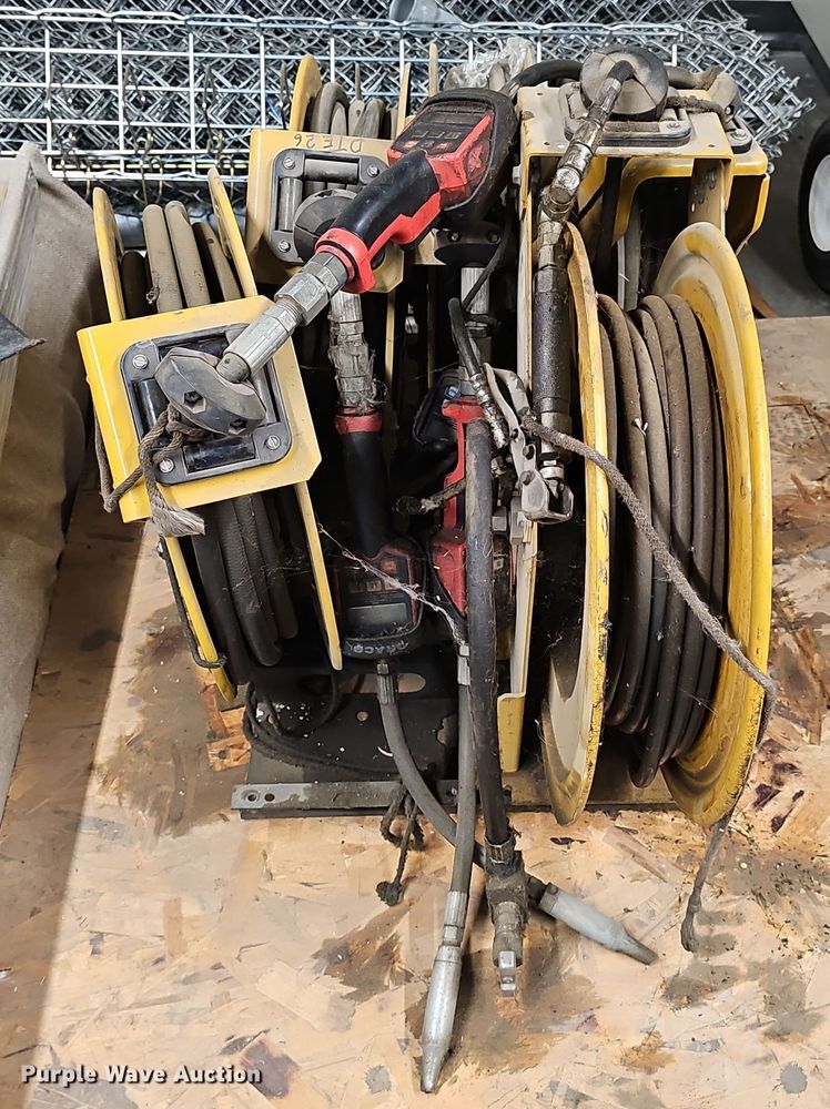 image for item EH8601 (4) Graco hose reels